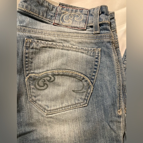 Southern Thread flair leg - Picture 9 of 11